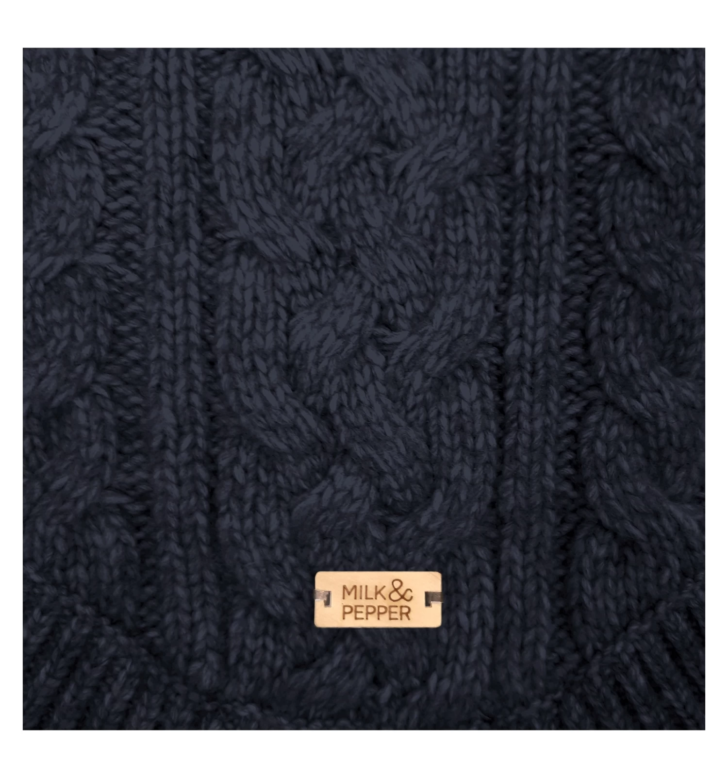 Alister (pull) 2 Alister (pull) – Image 2